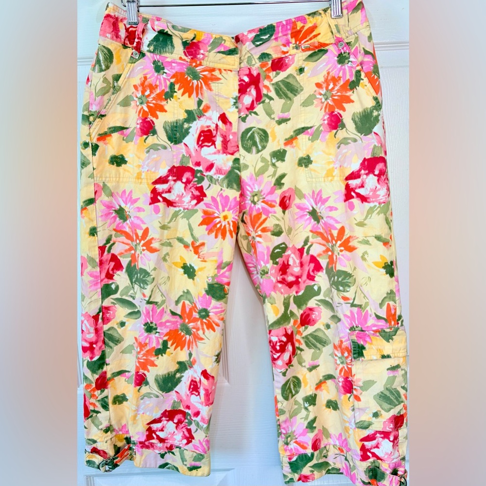 COLDWATER CREEK Watercolor Floral Print Cargo Capris Size 14